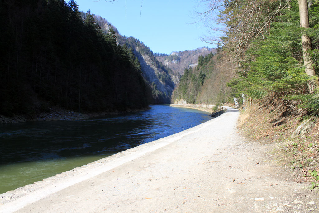Nad brzegiem Dunajca